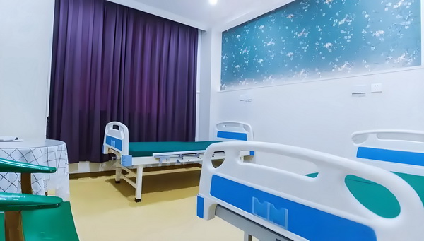 省内迁入深圳户口流程_袁姗姗哀牢山“上班记”:当明星特权遇上蚂蟥 退休经到年龄大部分已