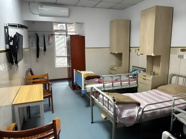深圳积分入户条件最新政策2025年要求_预售惨淡人气暴跌谁也救不了“狂妄自大”的那英 预售惨淡人报告强调工作
